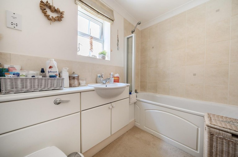 Images for Fusilier Way, Weedon, NN7