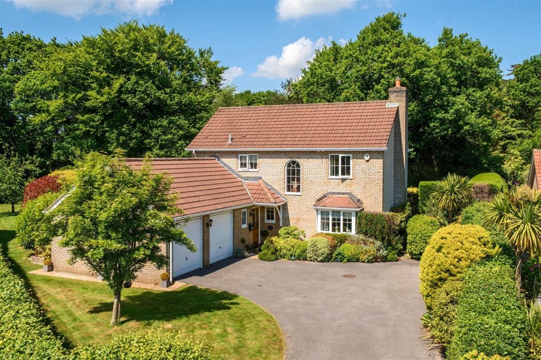 Click the photo for more details of Harcombe Road, Raymond's Hill, Axminster