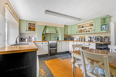 Click the photo for more details of Kingham, Oxfordshire