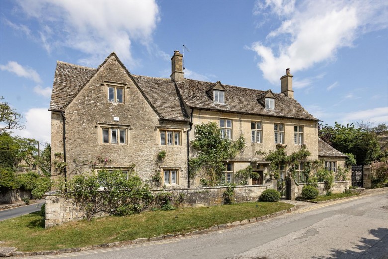 Click the photo for more details of Arlington, Bibury