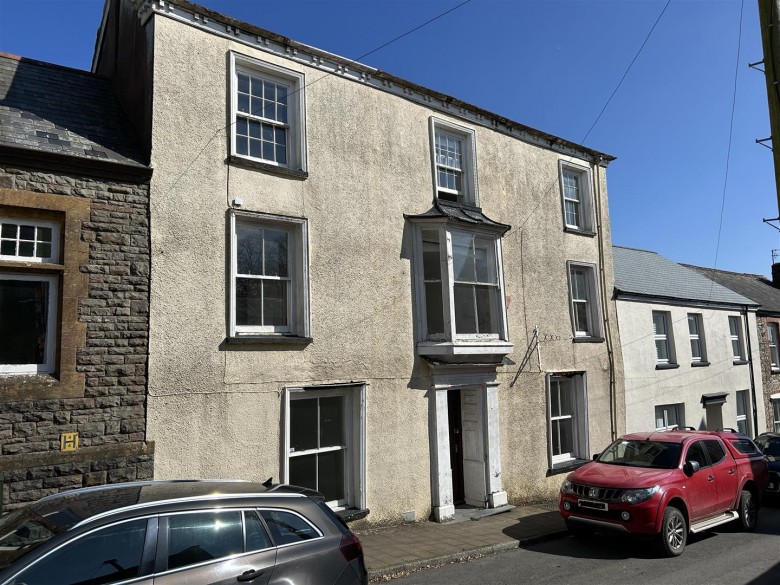 Click the photo for more details of South Molton