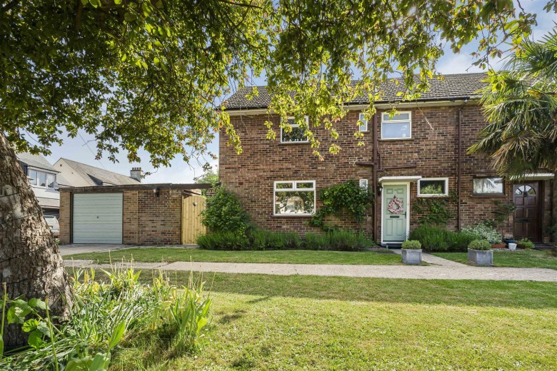 Click the photo for more details of Woburn Place, Duxford, Cambridge