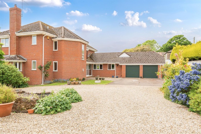 Click the photo for more details of Chapel Cleeve, Minehead