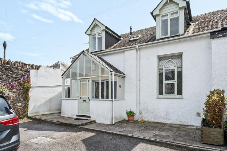 Click the photo for more details of South Street, Totnes