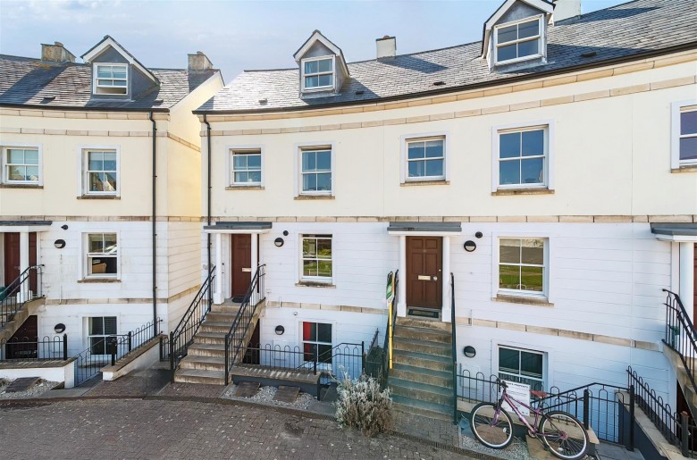 Click the photo for more details of Royffe Way, Bodmin