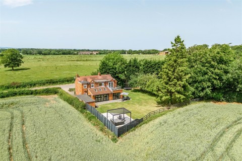 Click the photo for more details of Hurley Common, Hurley, CV9