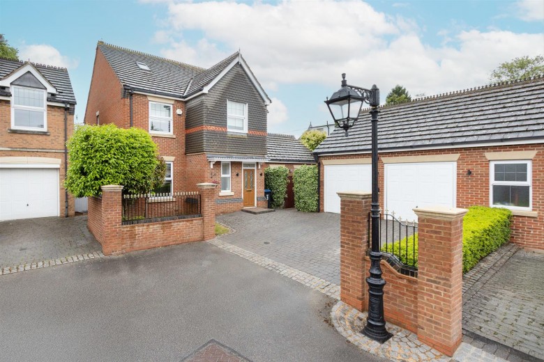 Click the photo for more details of Marlborough Place, Lutterworth, LE17