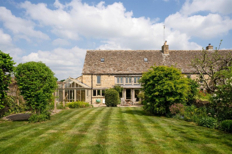 Click the photo for more details of Fulbrook, Burford, Oxfordshire