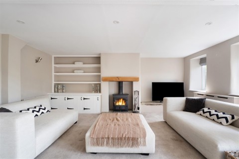Click the photo for more details of Fulbrook, Burford, Oxfordshire