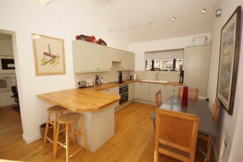 Click the photo for more details of Fulbrook, Burford