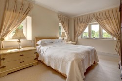 Images for Ampney Crucis