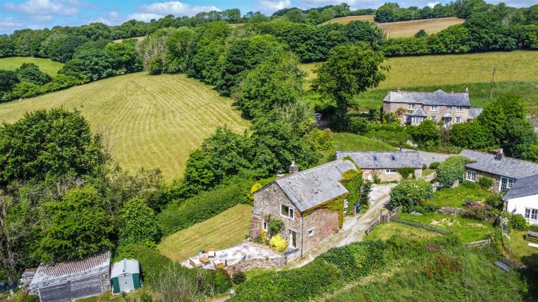 Click the photo for more details of Duloe, Liskeard