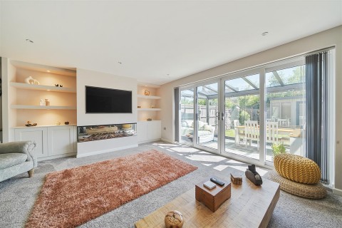 Click the photo for more details of Giant Close, Cerne Abbas, Dorchester