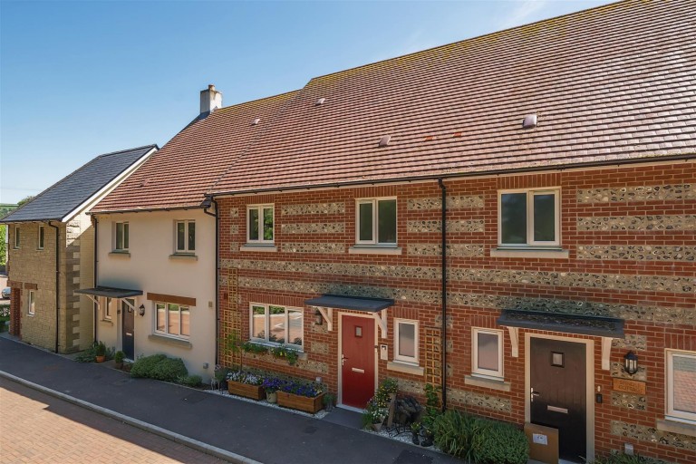 Images for Giant Close, Cerne Abbas, Dorchester