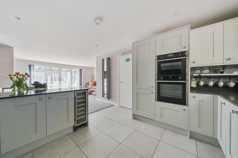 Images for Giant Close, Cerne Abbas, Dorchester