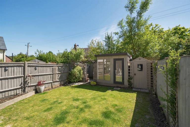 Images for Giant Close, Cerne Abbas, Dorchester