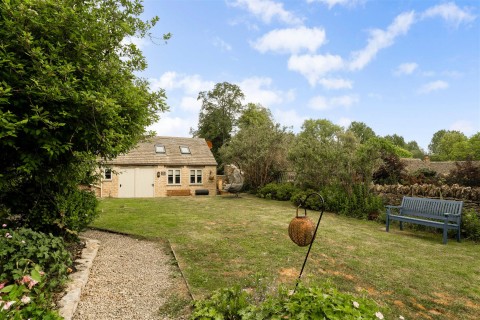 Click the photo for more details of Lower Swell, Gloucestershire