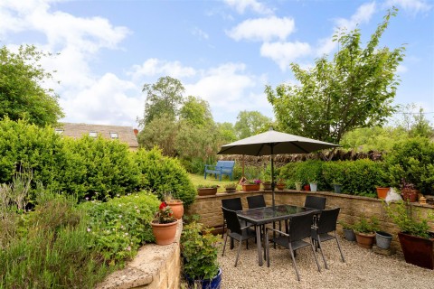 Click the photo for more details of Lower Swell, Gloucestershire
