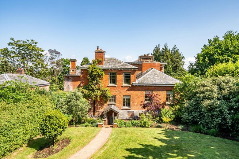 Click the photo for more details of Chapel Hill, Uffculme, Cullompton