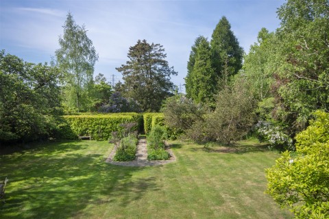 Click the photo for more details of Berkeley Road, Cirencester