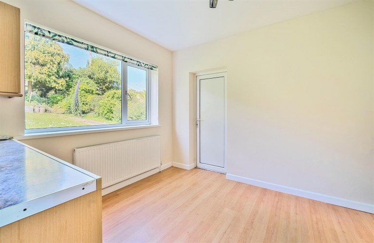 Images for 4, Upland Crescent, Truro