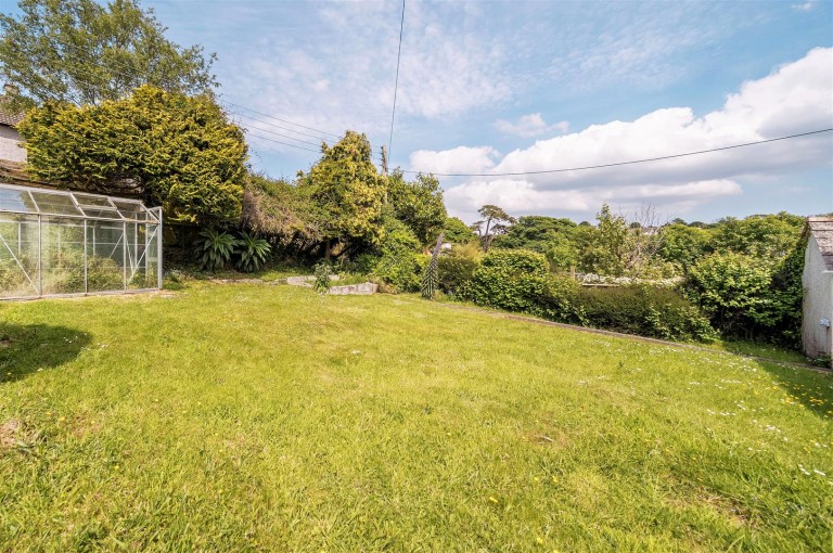 Images for 4, Upland Crescent, Truro