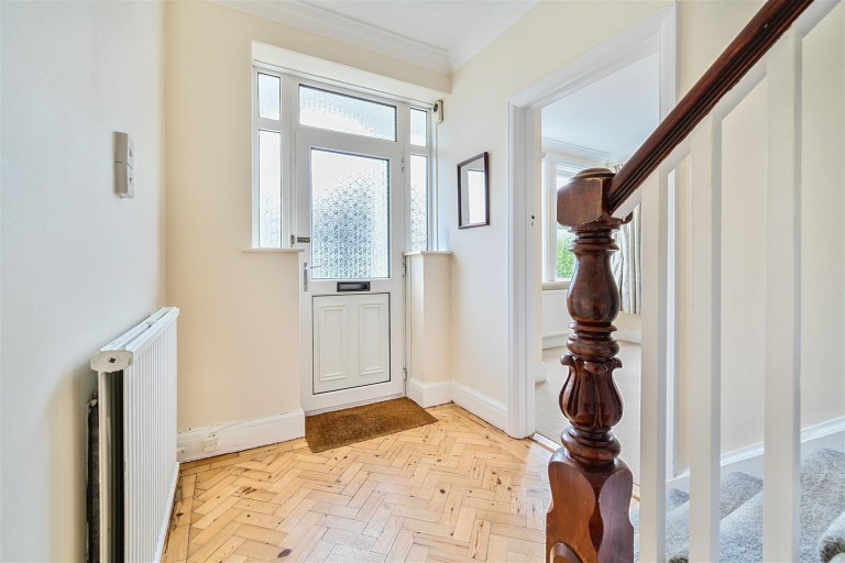 Images for 4, Upland Crescent, Truro