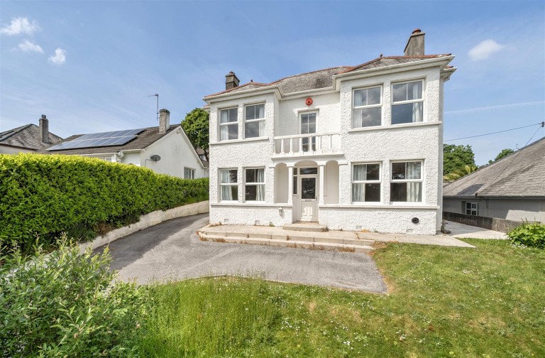 Images for 4, Upland Crescent, Truro