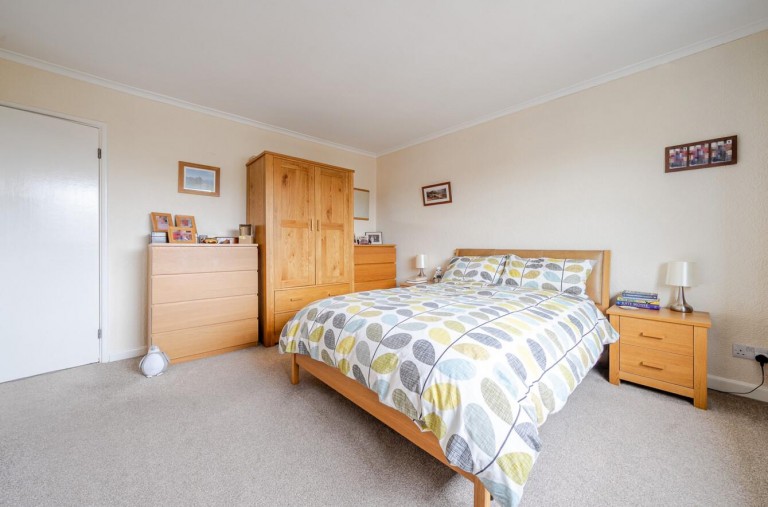 Images for Gainsborough Crescent, Hillmorton, Rugby