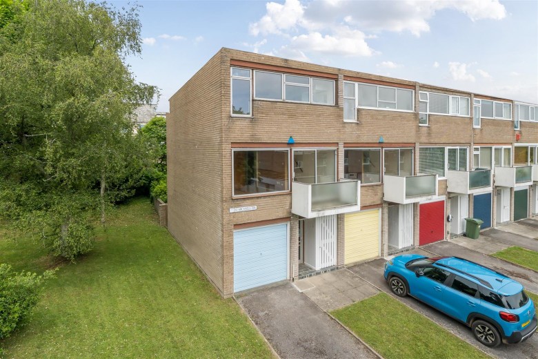 Click the photo for more details of St. Michaels Terrace, Plymouth