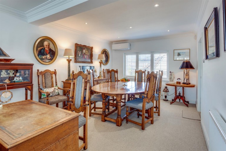 Images for Baronsmead, Henley-On-Thames