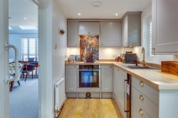 Images for Baronsmead, Henley-On-Thames