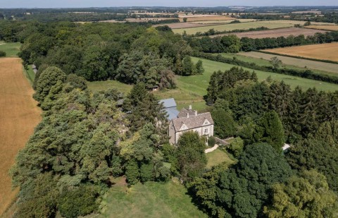 Click the photo for more details of Nr Bibury, Gloucestershire