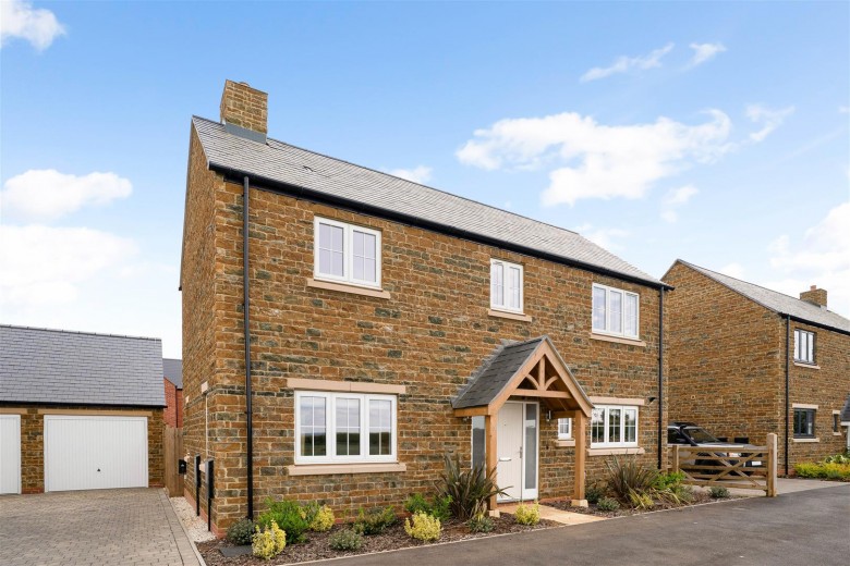 Click the photo for more details of Deddington, Oxfordshire