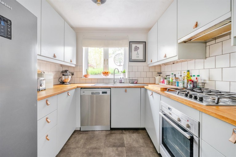 Images for Broomborough Drive, Totnes