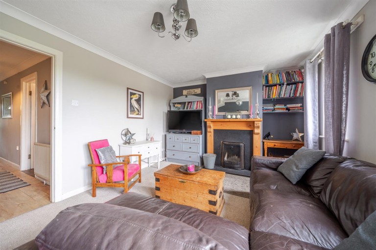 Images for Broomborough Drive, Totnes