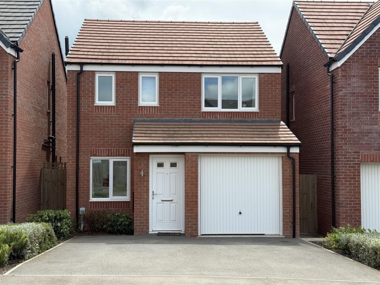 Click the photo for more details of Tigers Road, Fleckney, Leicestershire