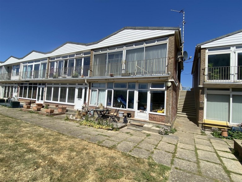 Click the photo for more details of Heron Court, West Bay