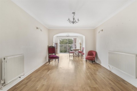 Click the photo for more details of Farmerie Road, Hundon, Sudbury