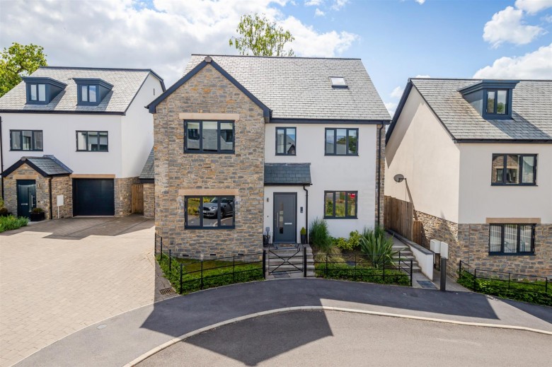 Click the photo for more details of Newton Abbot Outskirts