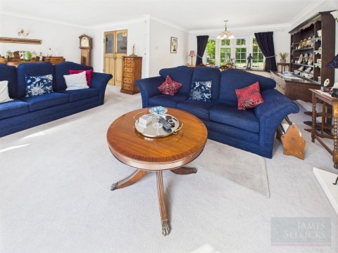 Click the photo for more details of Chapel Close, Houghton on The Hill, Leicestershire