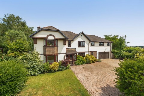 Click the photo for more details of Knoll Park, Truro