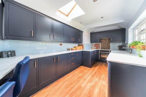 Click the photo for more details of Greenside, Wappenham, NN12