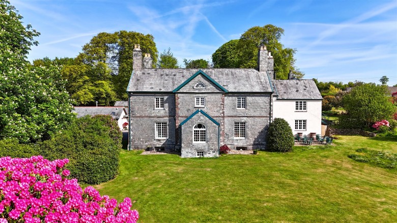 Click the photo for more details of Dulverton