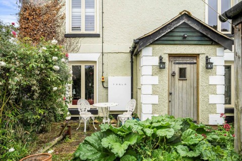 Click the photo for more details of New Barns Road, Ely