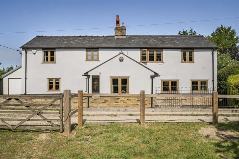 Click the photo for more details of Mill Hill, Swaffham Prior, Cambridge
