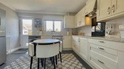 Images for Meadow Way, Mepal, Ely