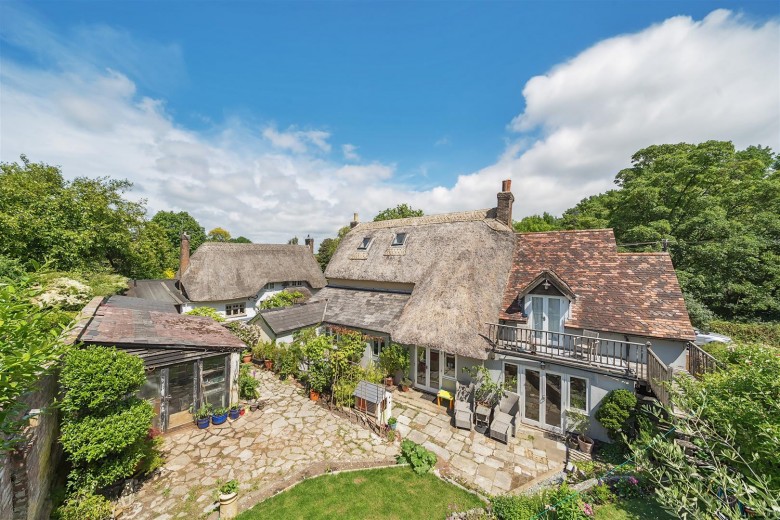 Click the photo for more details of Bournemouth Road, Charlton Marshall, Blandford Forum