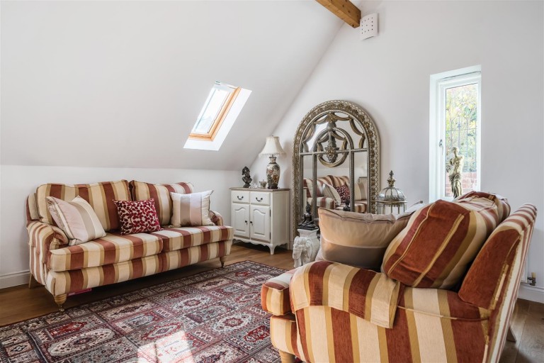 Images for Manor Farm Close, Pimperne, Blandford Forum
