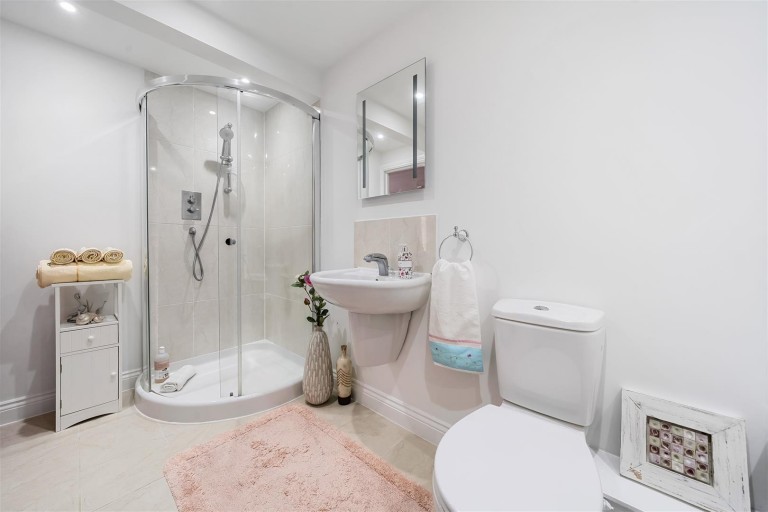 Images for Manor Farm Close, Pimperne, Blandford Forum